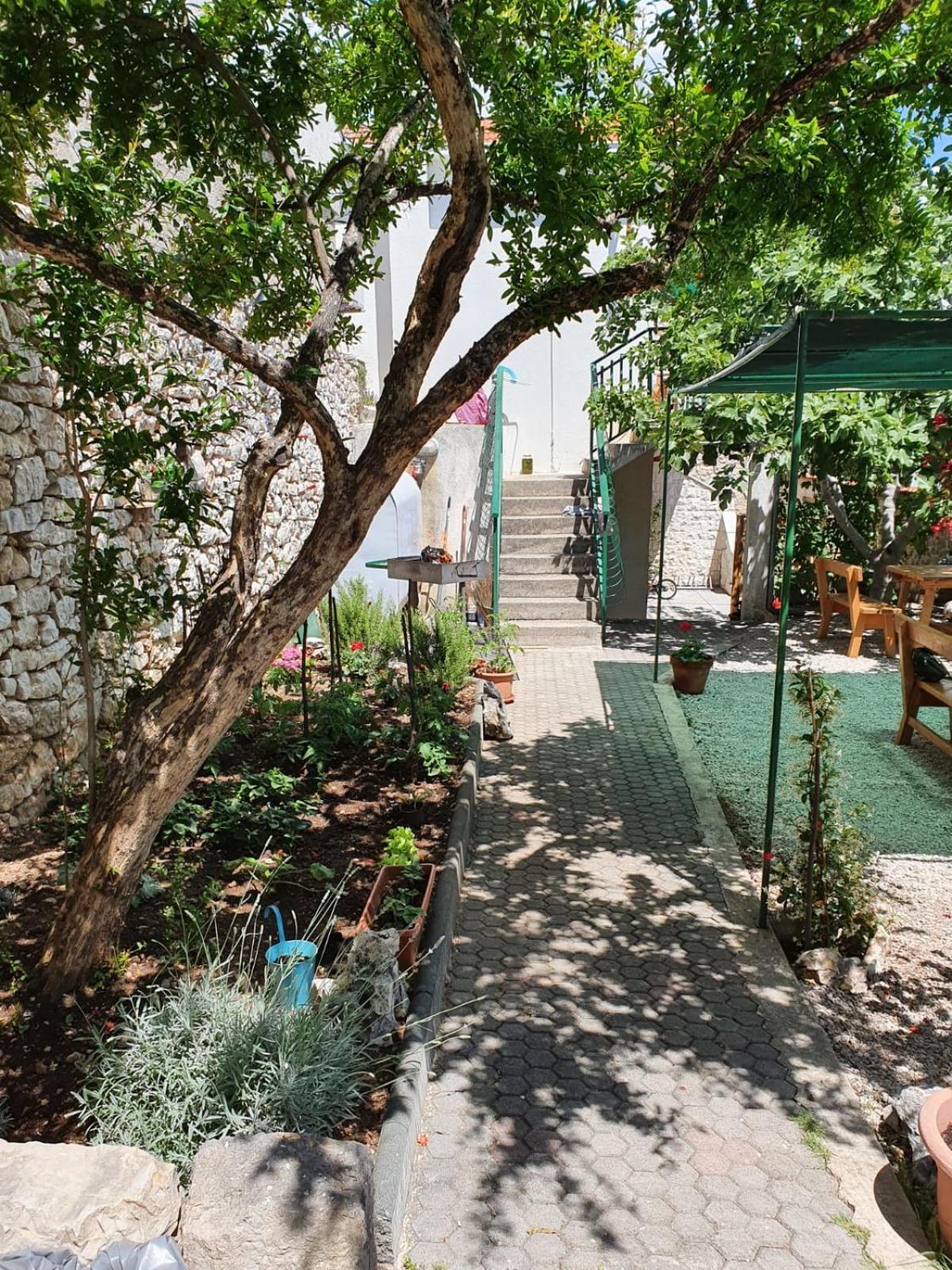 Apartmani Spanja Vodice Buitenkant foto