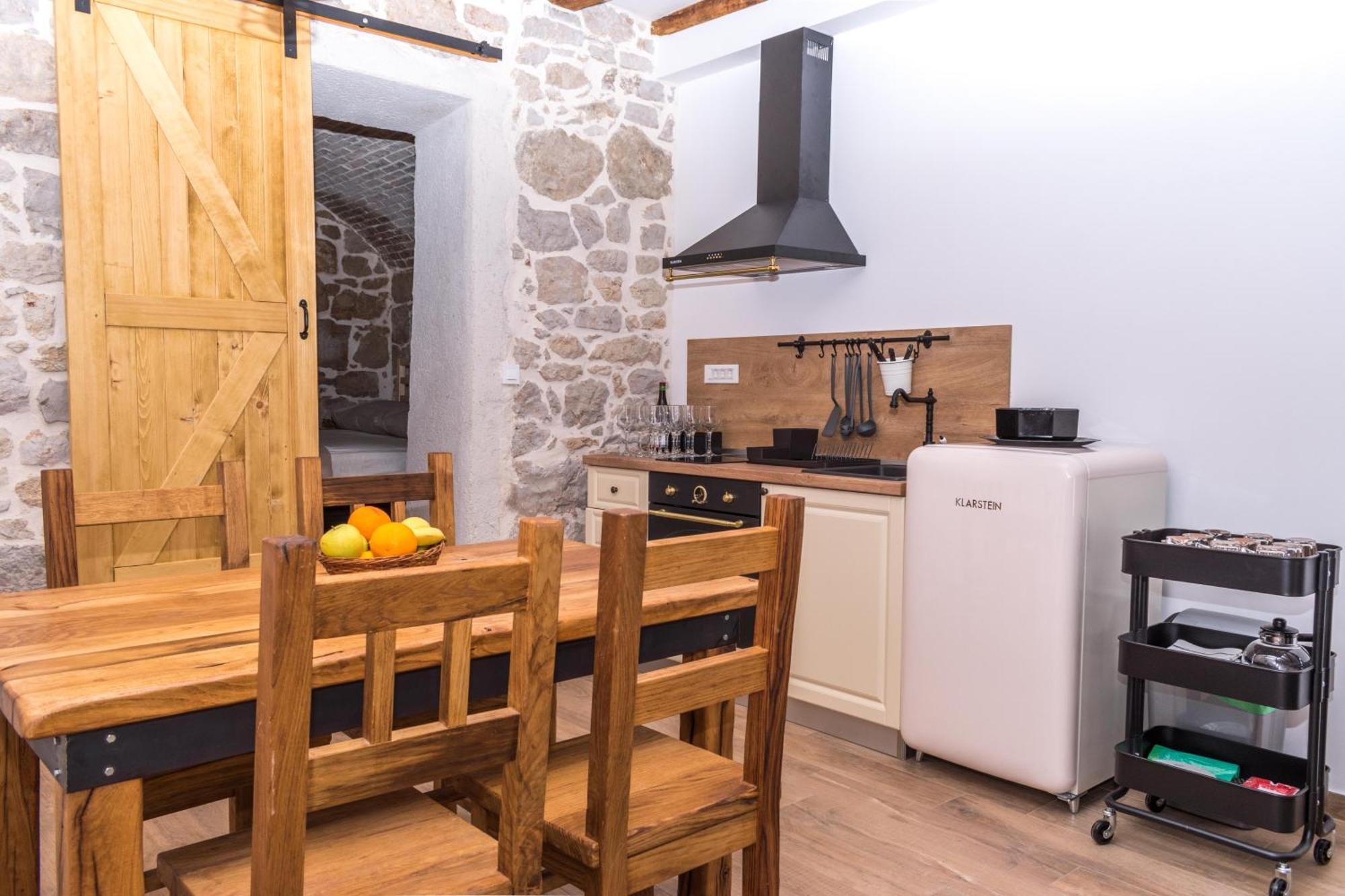 Apartmani Spanja Vodice Buitenkant foto