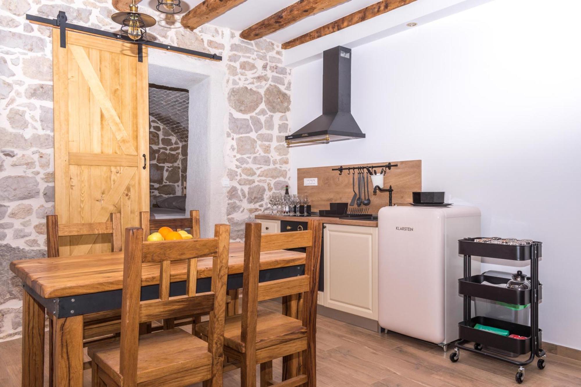 Apartmani Spanja Vodice Buitenkant foto