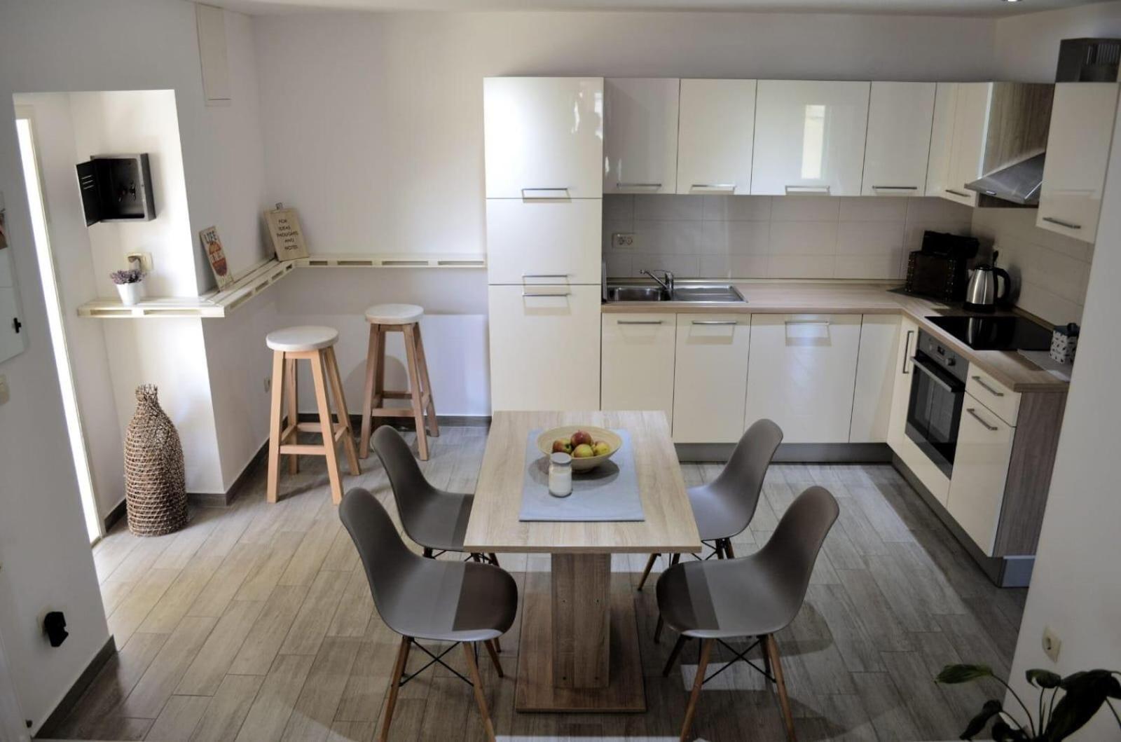 Apartmani Spanja Vodice Buitenkant foto
